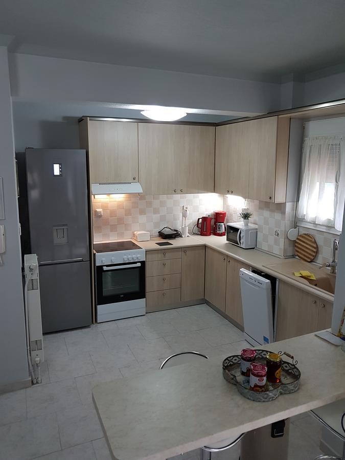 Bourlis Apartments Asproválta Eksteriør bilde
